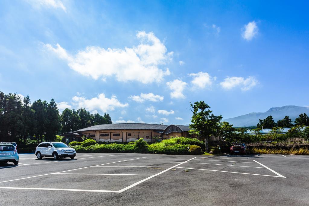 Kasan Tobang Hostel Seogwipo Bagian luar foto